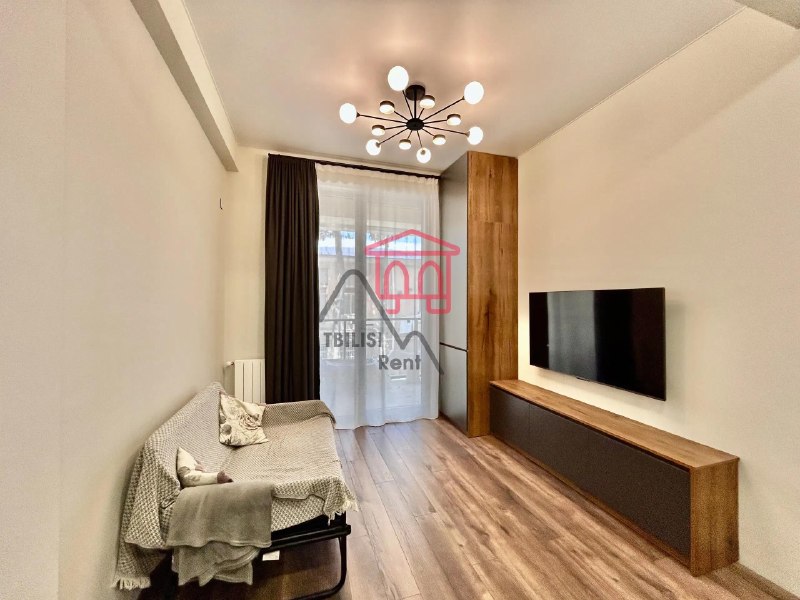 A three-room apartment in a new residential complex in Chugureti is for sale! The apartment is brand new and features premium furniture. — фото 1