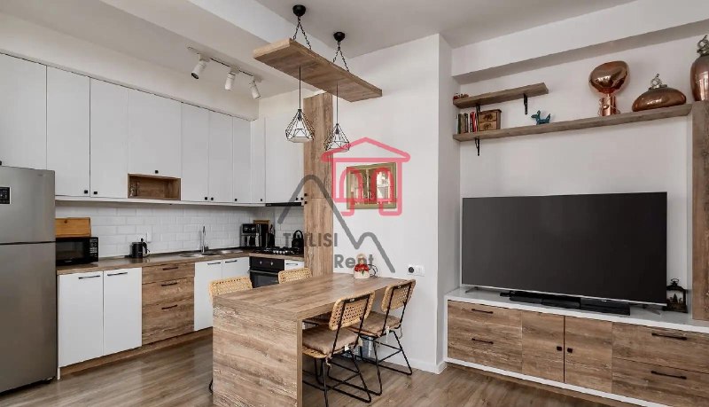 A cozy and bright apartment with a modern design in the Lisi area is for sale — фото 1