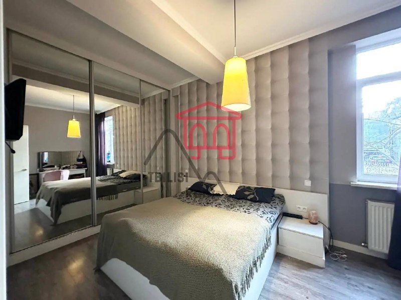 A designer-renovated apartment in a location with clean air is for sale. — фото 5