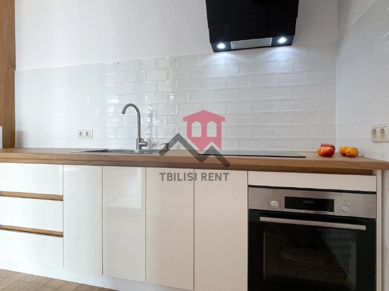 New apt. for sale (never occupied) with a private rooftop terrace. The building is fully occupied. Fully equipped kitchen, three Bathrooms, three separate bedrooms. Magnificent view, huge and bright Living room. Parking space included. — фото 3