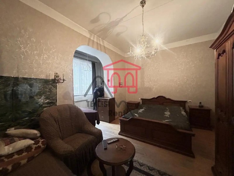 A cozy, spacious apartment for sale in the Saburtalo district, near the Medical University. It features a private 50 sq m garden and a 20 sq m basement. — фото 4