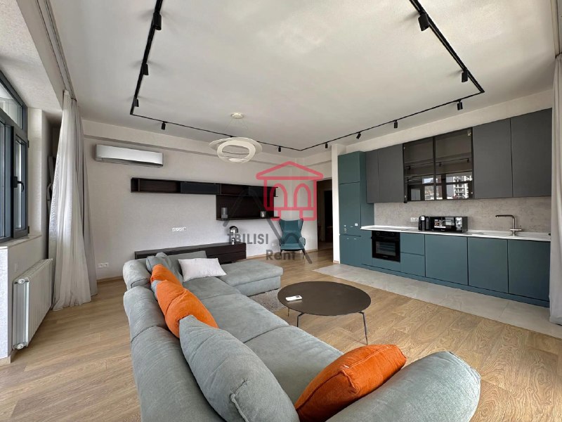 Apartment 132 m², 3 rooms — photo 1