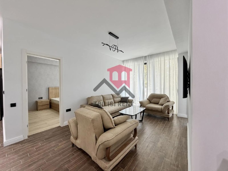 Apartment 93 m², 4 rooms — photo 2