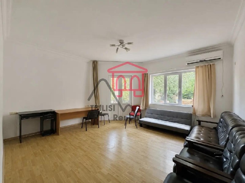 Apartment 100 m², 3 rooms — photo 1