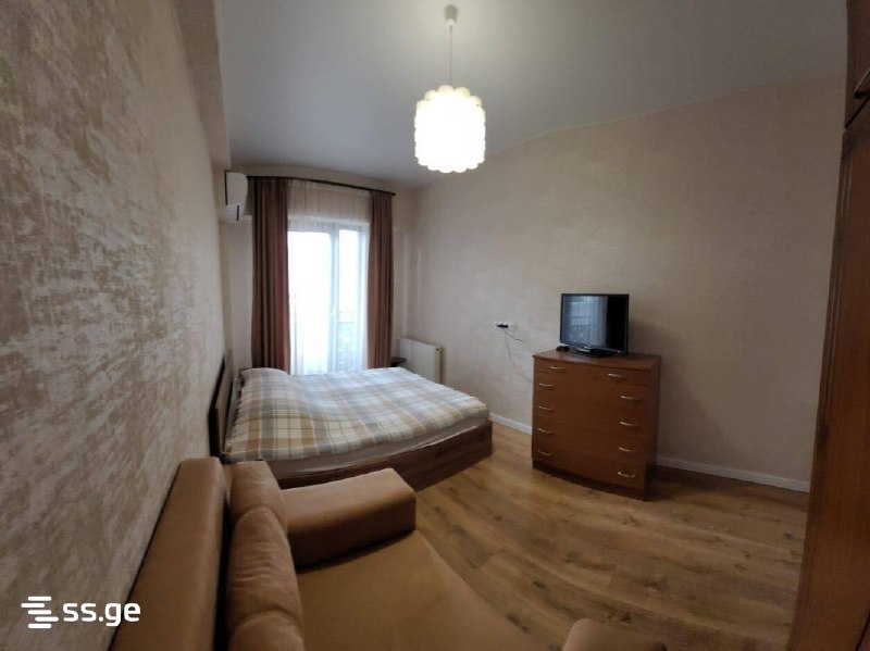 Квартира, 1 спальня · Ваке — фото 2
