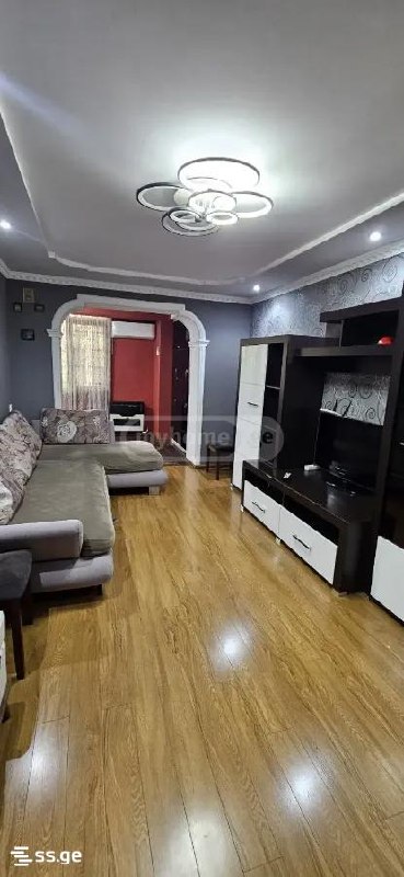 Квартира, 2 спальни · Исани — фото 1