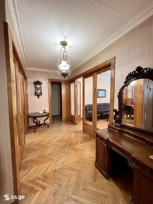 Квартира, 3 спальни · Ваке — фото 1
