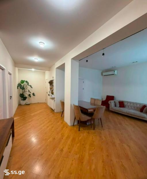 Квартира, 2 спальни · Глдани — фото 1