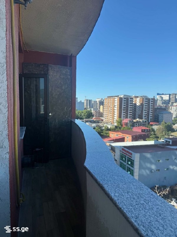 Квартира, 3 спальни — фото 1