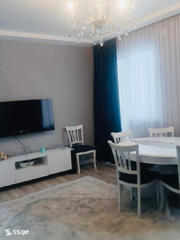 Квартира, 3 спальни — фото 1