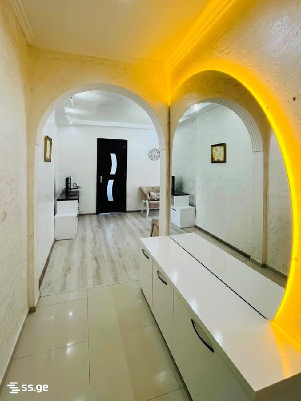 Квартира, 2 спальни — фото 2