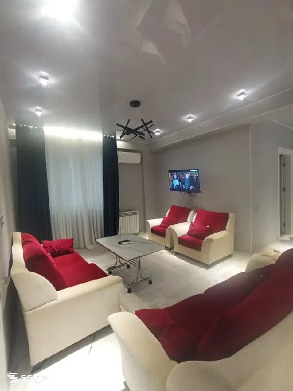 Квартира, 3 спальни — фото 1