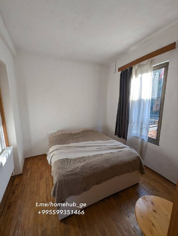 House — photo 2