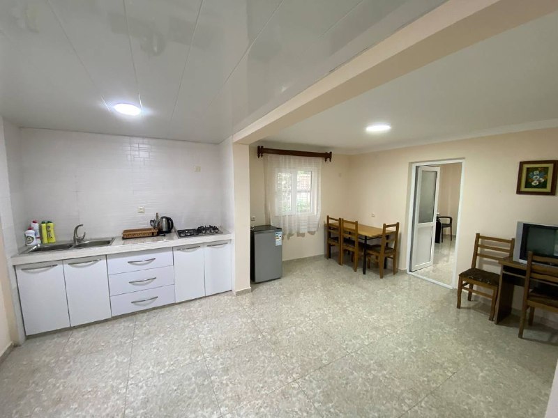 House, 2 bedrooms — photo 2