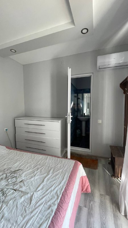 Room — photo 3