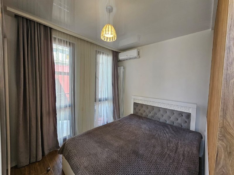 Apartment, studio · Rustaveli — photo 4