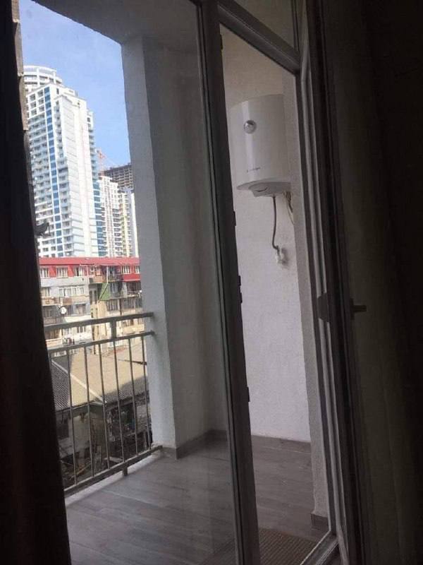 Apartment, studio · Agmashenebeli — photo 5