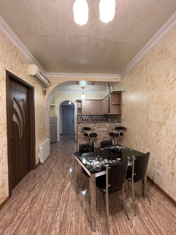 Apartment, 2 bedrooms · Rustaveli — photo 2