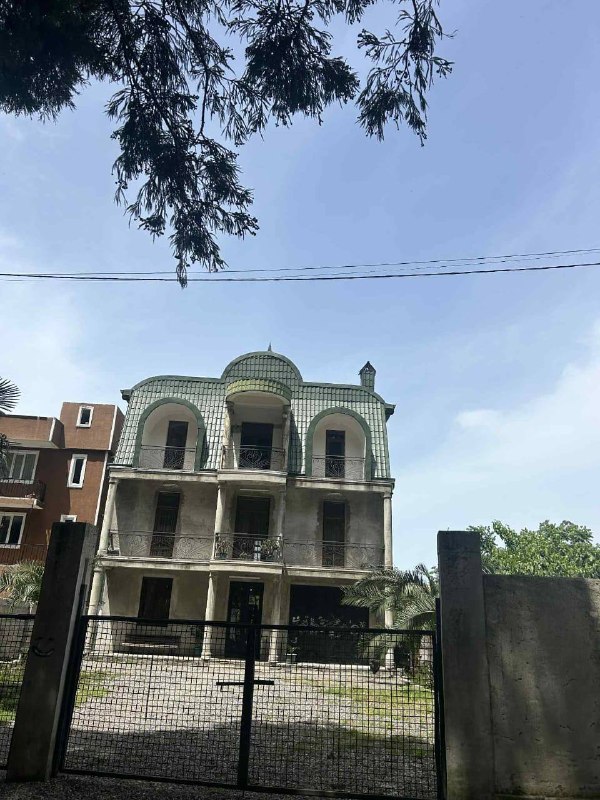 Room · Batumi's Industrial District — photo 1