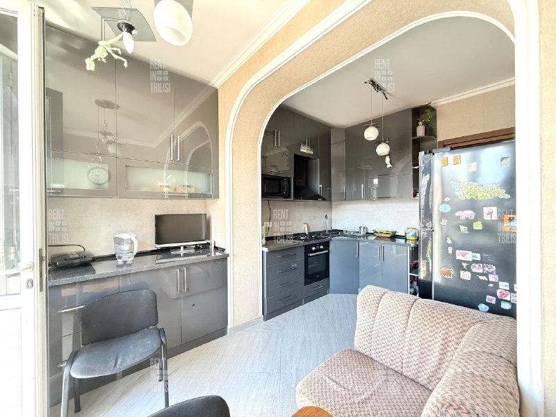Bright and spacious apartment in great location — фото 4