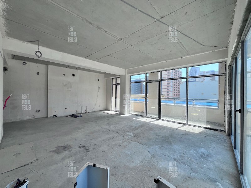Urgent Sale! Apartment in green frame condition at an attractive price. The property has received a high bank valuation, confirming its strong investment potential. The spacious terrace offers plenty of possibilities for customization — it can be enclosed or adapted to suit your needs — фото 3