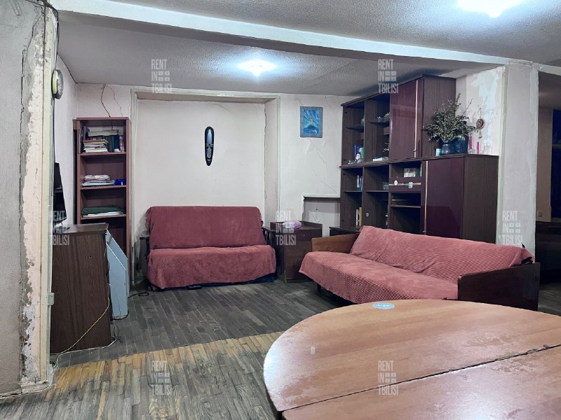 Apartment in the very heart of Tbilisi, close to the Opera House, Rustaveli Avenue, and other iconic city landmarks. An excellent choice for both living and investment, with strong rental demand and great investment potential. — фото 1