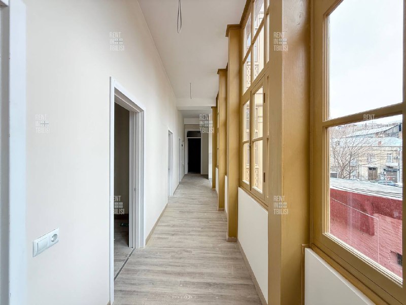 For Sale Spacious Historic Apartment — фото 3