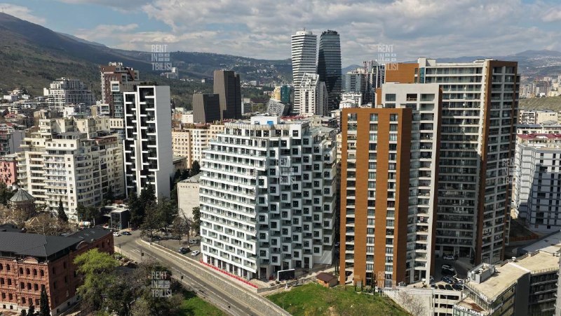 Beautiful apartment for sale in Vake with panoramic views of the city — фото 1