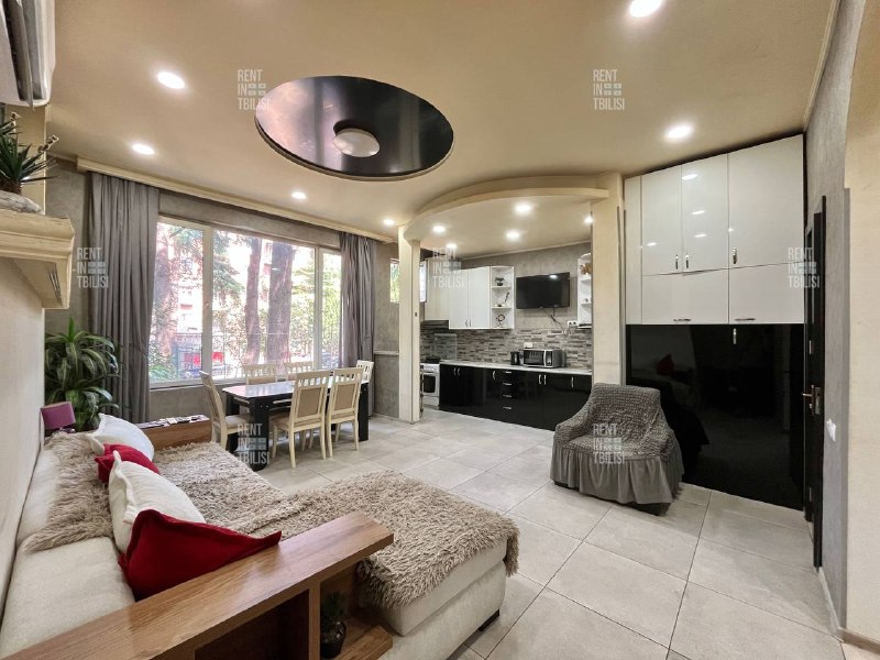 Apartment 99 m², 3 rooms — photo 1