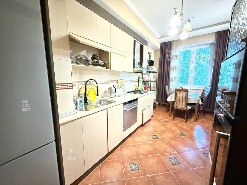 Apartment 144 m², 4 rooms — photo 3
