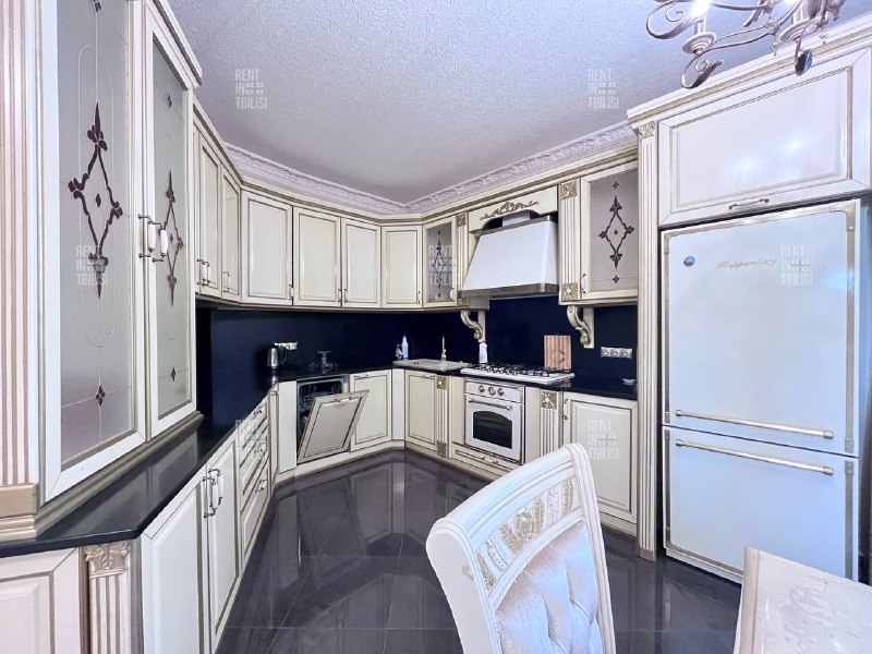 Apartment 185 m², 4 rooms — photo 5