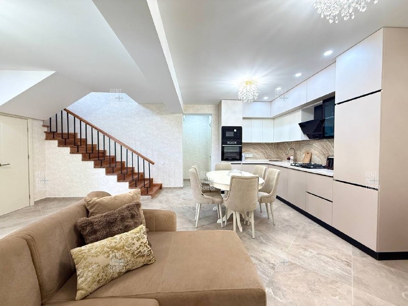 House, 5 rooms — photo 4