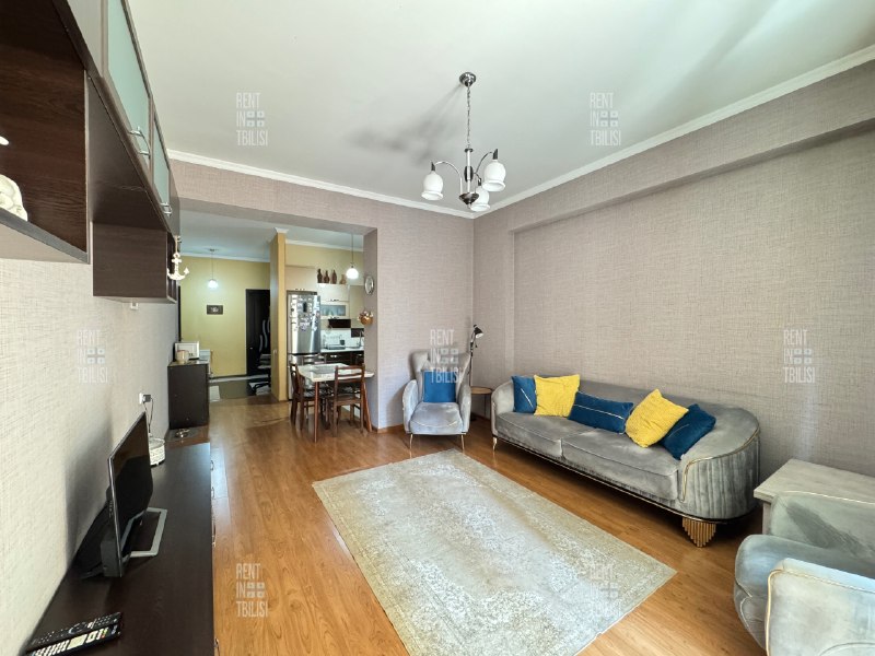 Apartment 98 m², 4 rooms — photo 2
