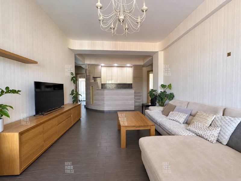 Apartment 82 m², 4 rooms — photo 3