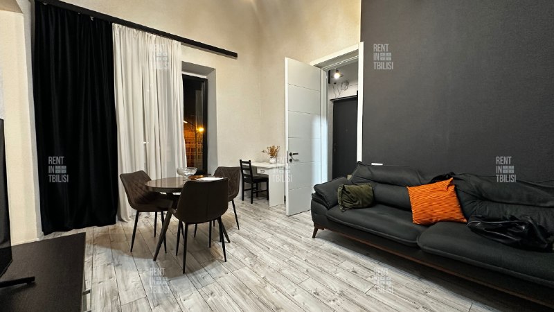 Apartment 80 m², 3 rooms — photo 2