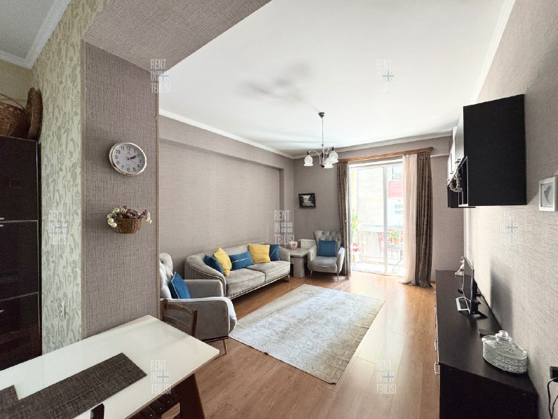 Квартира 98 м², 4 комн. — фото 1