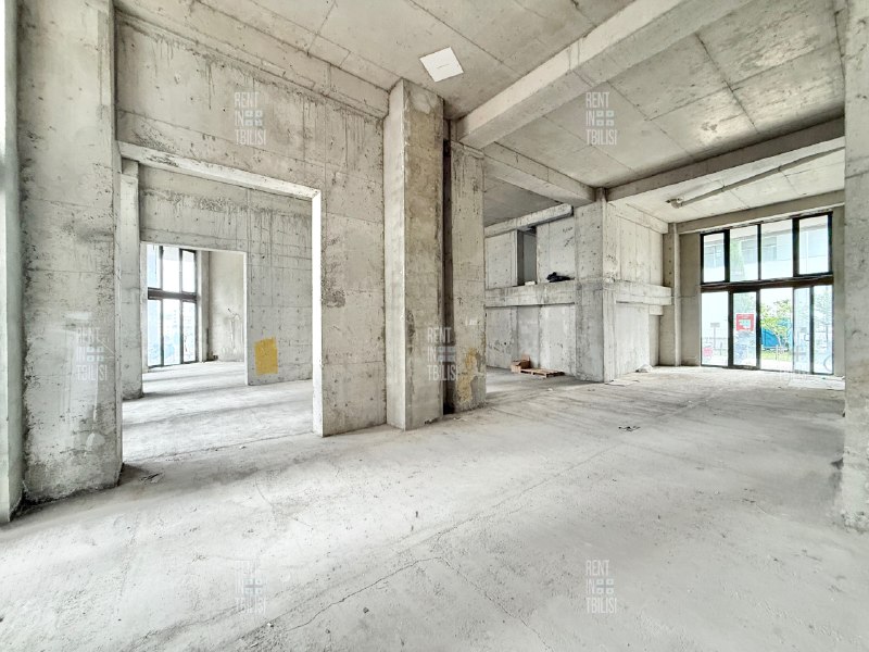 Commercial 250 m² — photo 1