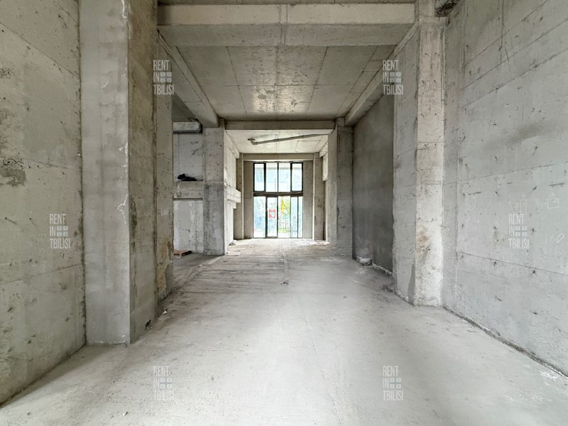 Commercial 250 m² — photo 4