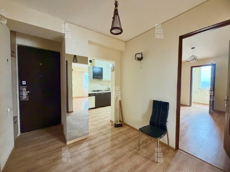 Apartment 83 m², 3 rooms — photo 2