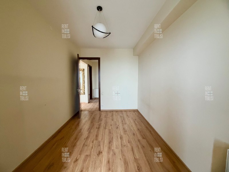 Apartment 83 m², 3 rooms — photo 5