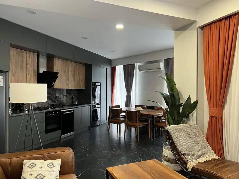 Apartment, 3 bedrooms · Saburtalo — photo 2