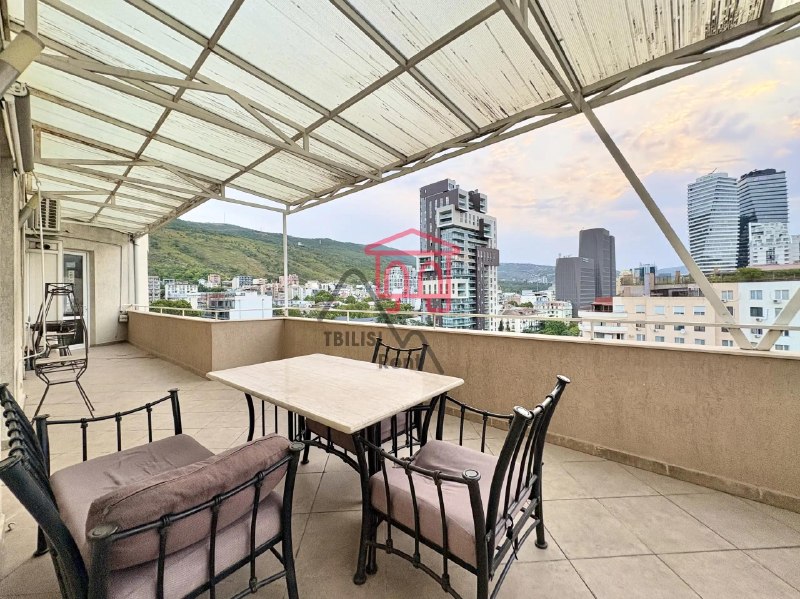 Квартира, 3 спальни · Ваке — фото 2