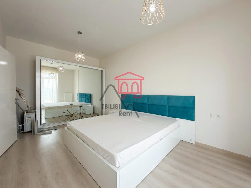 Apartment 76 m², 3 rooms — photo 1