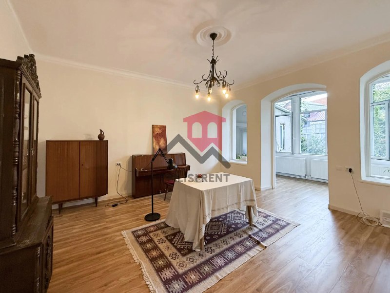 Apartment, 2 bedrooms · Mtatsminda — photo 1