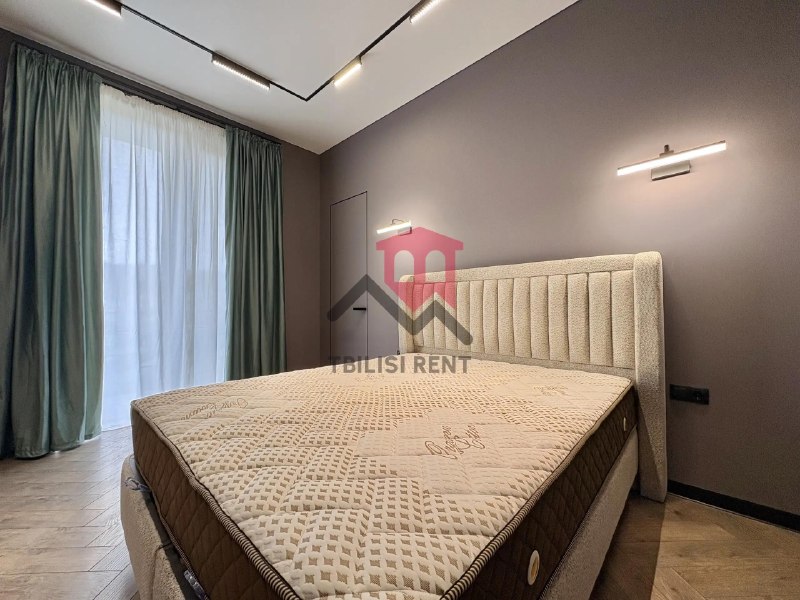 სახლი, 5 საძინებელი · ლისი — ფოტო 4