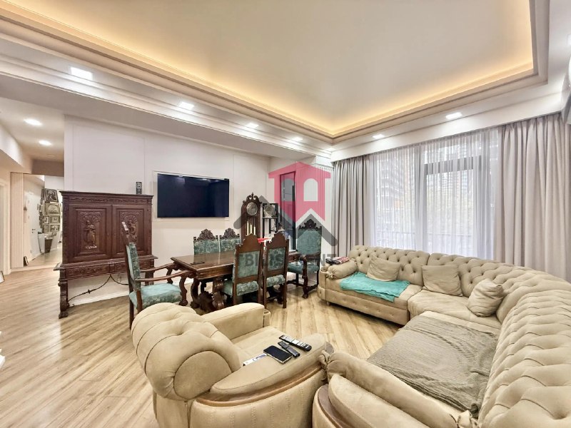 Квартира 134 м², 4 комн. — фото 1
