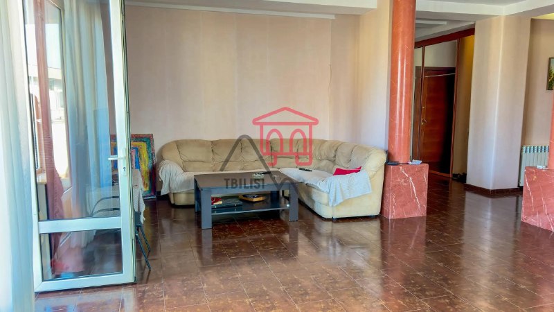 Apartment 230 m², 5 rooms — photo 2