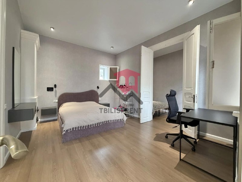 Apartment, 2 bedrooms · Mtatsminda — photo 3