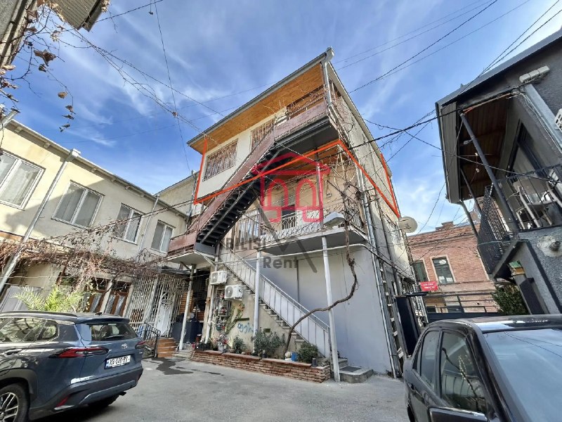 Commercial · Lisi — photo 2
