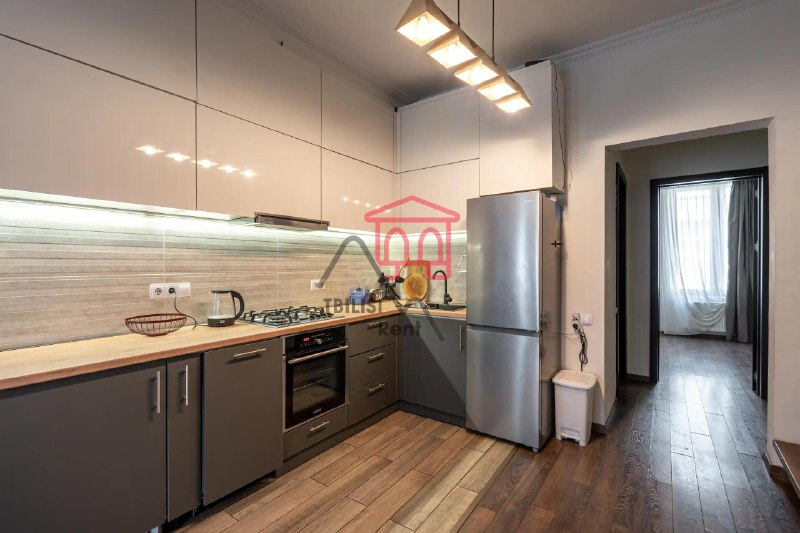 Apartment, 3 bedrooms · Mtatsminda — photo 4